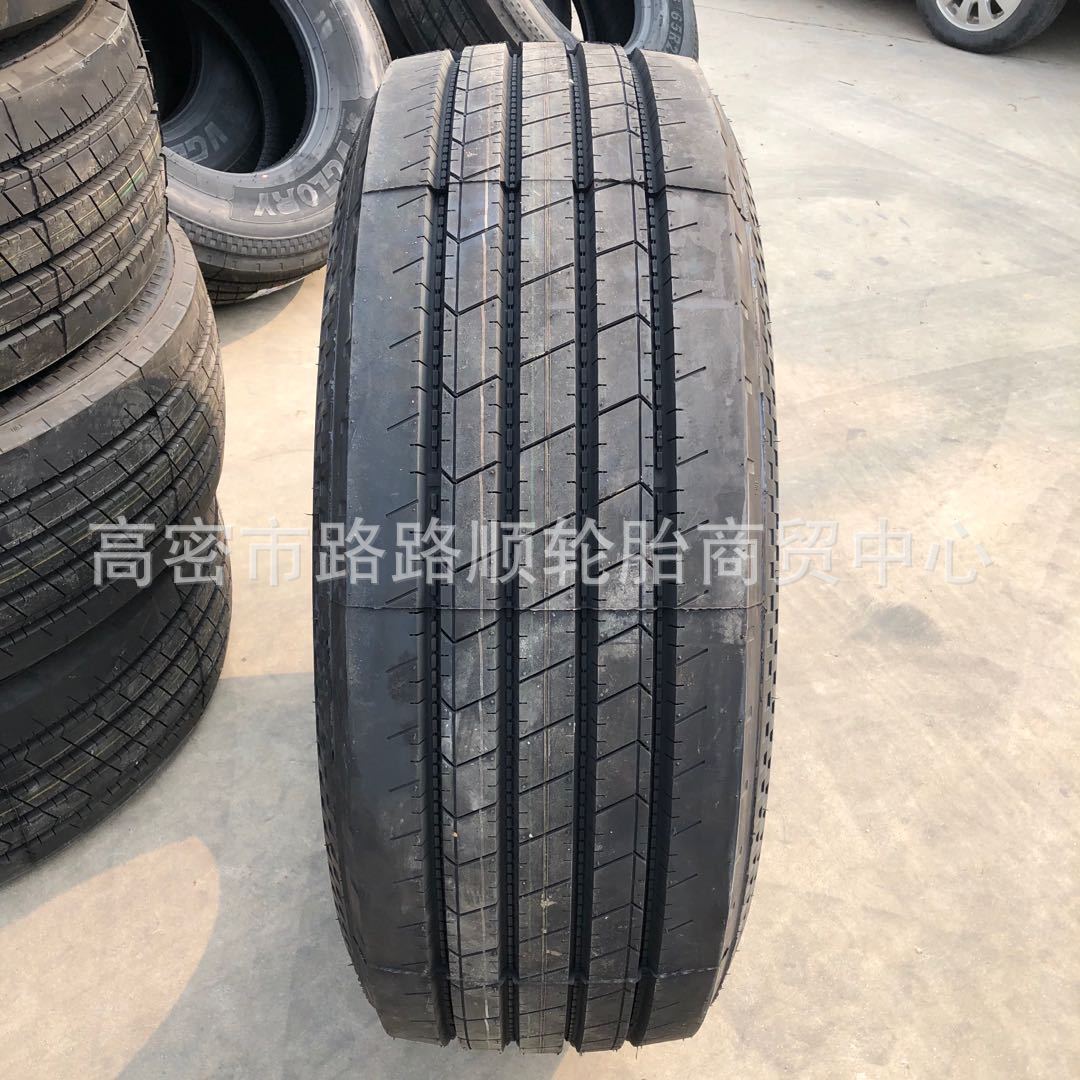 朝阳载重油罐车钢丝真空胎385/65R22.5 445/65R22.5 445/50R22.5