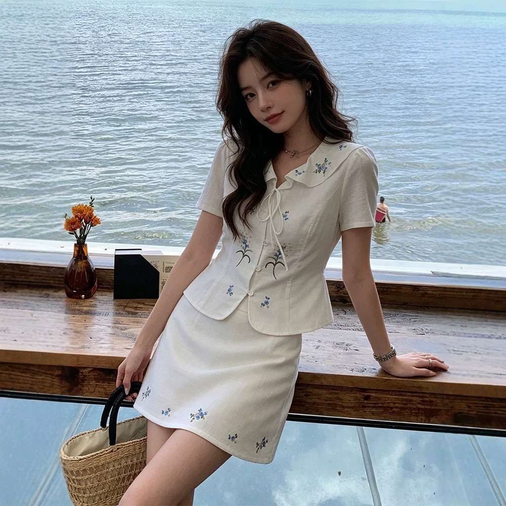 【Linglong Qiuxi】Korean Style High-Intelligence Shirt + Skirt Two-Piece Set, Embroidered Waist-Slimming Collar Set for Summer