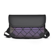 2024新款个性菱格时尚胸包小挎包韩版男包虎头包潮流背包潮男包