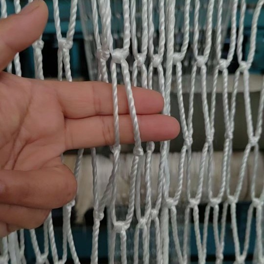 深圳香港建筑工地阻燃网 安全平网 楼梯阳台难燃尼龙绳网厂家直销