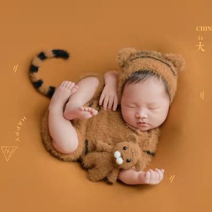 European and American Newborn Knitted Photography Suit Baby Cute Tiger Shape Full Moon Photo Studio Home Photography Photo Suit