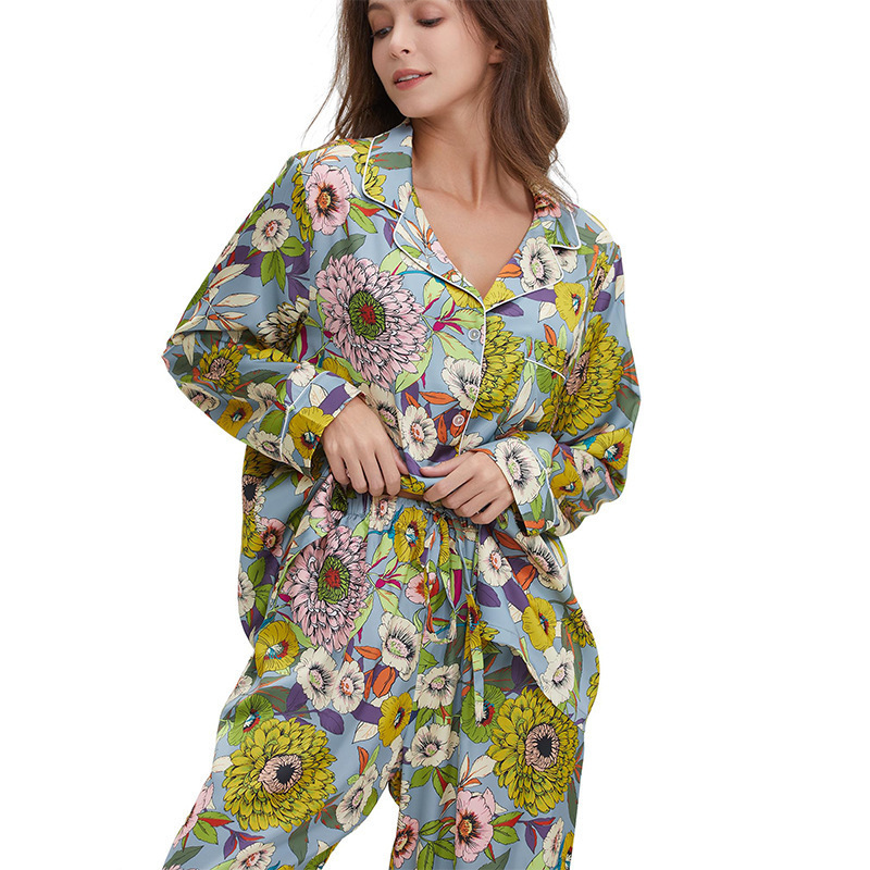 Kangchi's new women's ice silk pajamas with 3D print, trendy and fashionable color-blocking design, long-sleeved and long-pant home wear Kangchi's new women's ice silk pajamas with 3D print, trendy and fashionable color-blocking design, long-sleeved and long-pant home wear