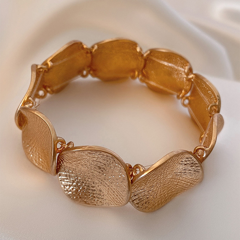 Pulsera de metal de costura redonda simple, pulsera geométrica de estilo frío de nicho, sentido de diseño personalizado, nueva joyería al por mayor