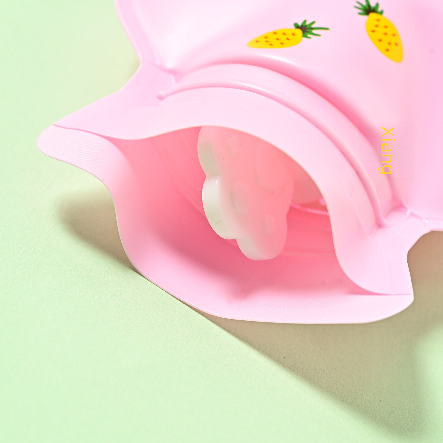 Winter thick cartoon water injection hot water bag cute girl heart warm handbag student portable water hand warmer wholesale_voghion.com