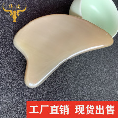 牛の角のイルカの切れの美容の三角の切れの牛の角のスクレーパーの牛の角の顔は牛の角の櫛のメーカーを剃ります。