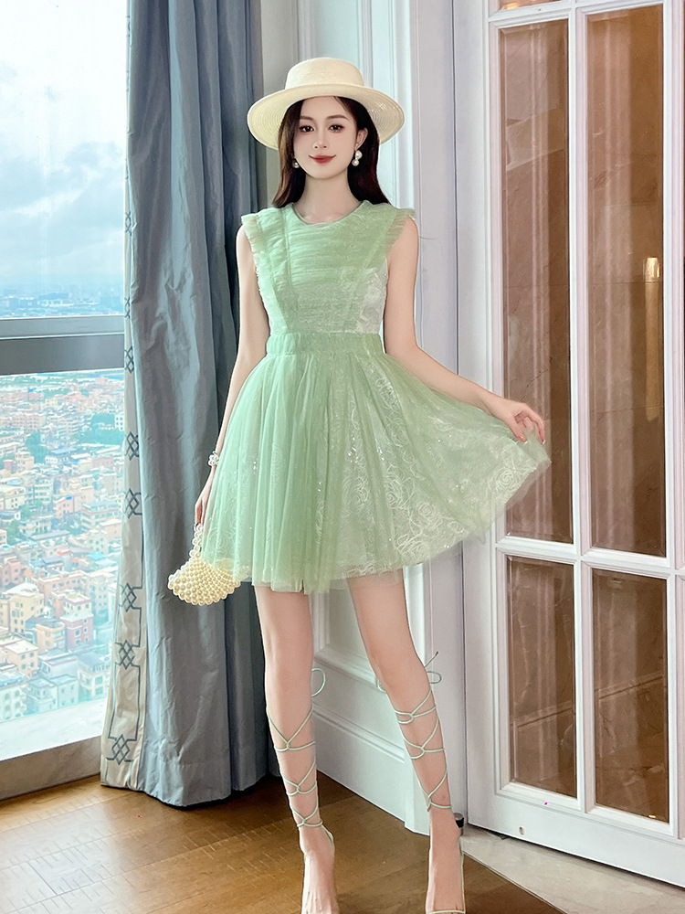 Váy công chúa tay bồng thắt eo dáng suông midi màu xanh táo — Xanh táo