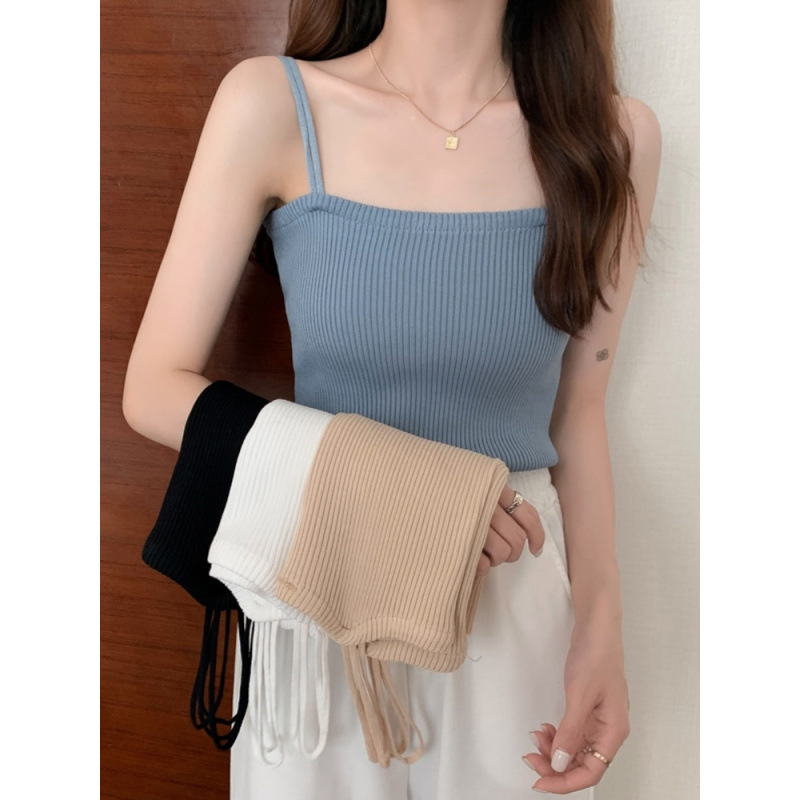 Short vest for women, summer wear, tight-fitting base layer, ice silk knit top, trendy backless camisole top.