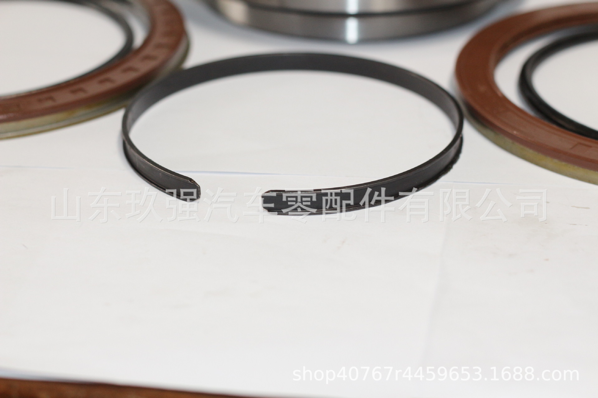 13T passenger bus rear wheel hub bearing unit with seals F-803750.07.H195 wheel hub bearing