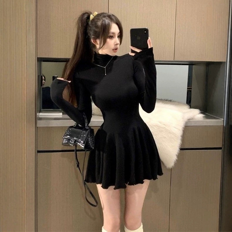 Pure Desire Hot Girl High Neck Versatile Long Sleeve Dress Women's 2026 Autumn/Winter New Style Waist-Cinching Puffy Skirt Slimming Short Dress