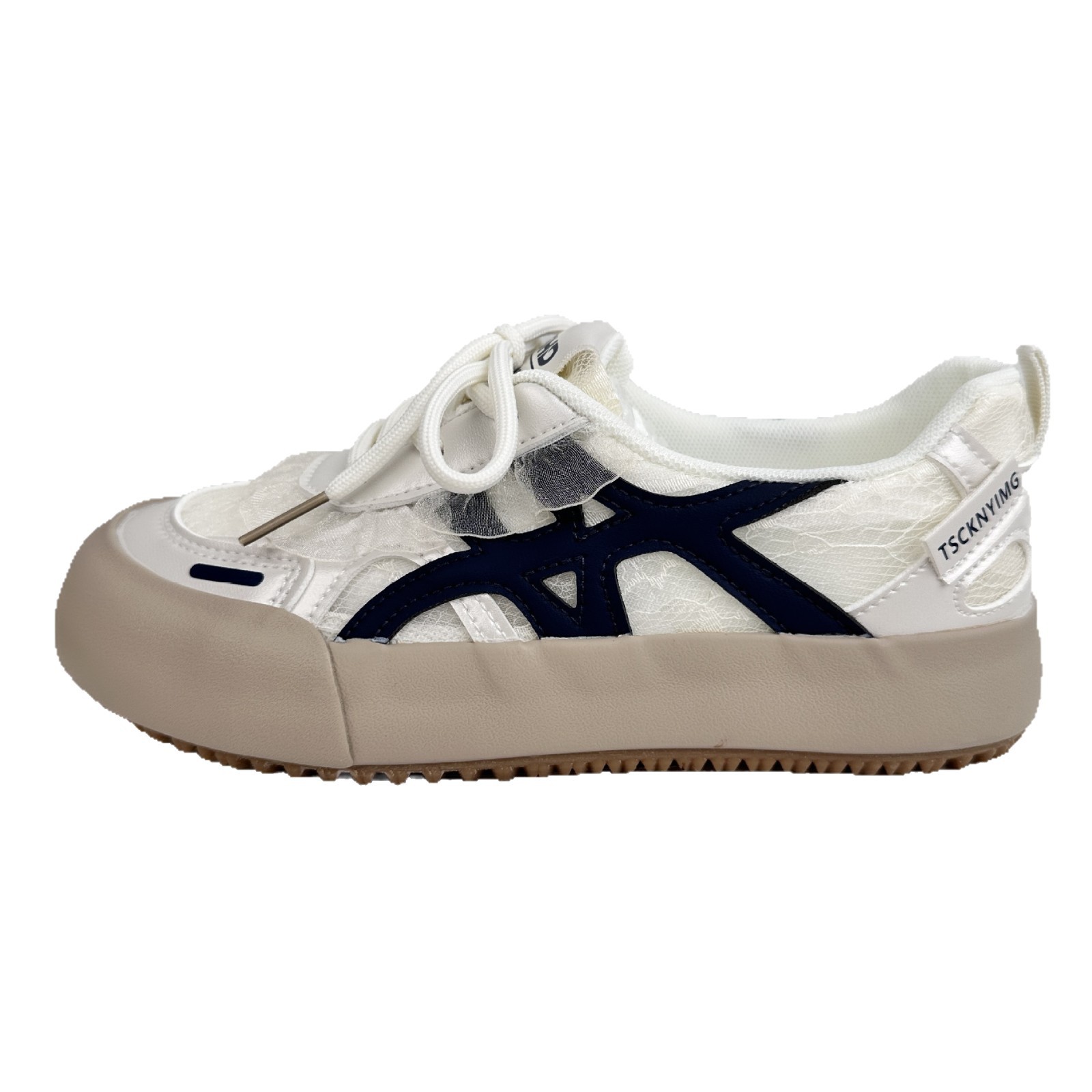 6666 zapatos de skate de altura de suela gruesa para mujeres 2025 nuevo verano ventilado chic puerto borde de encaje casual zapatos de moda