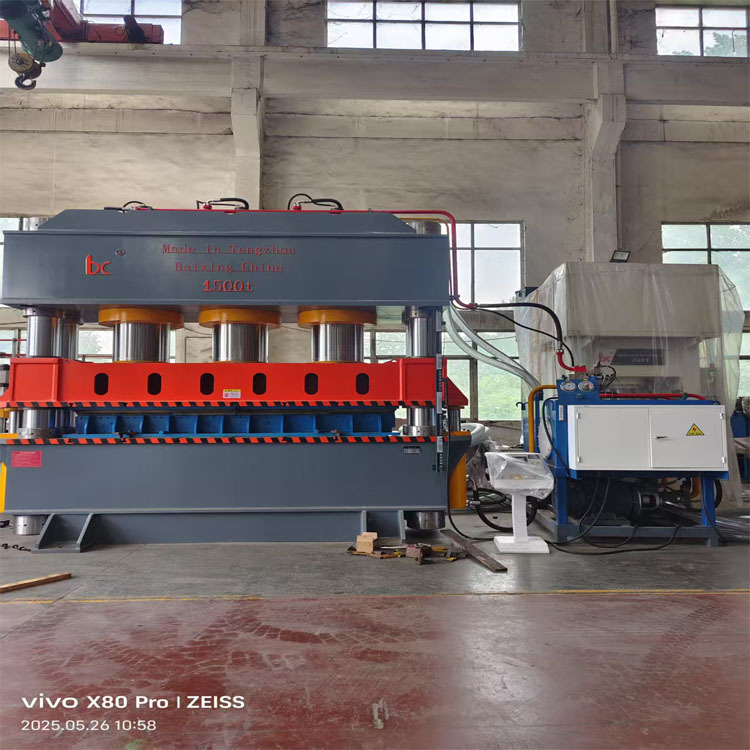 1500吨金属波纹板成型液压机 集装箱顶板 瓦楞板 火车门板油压机