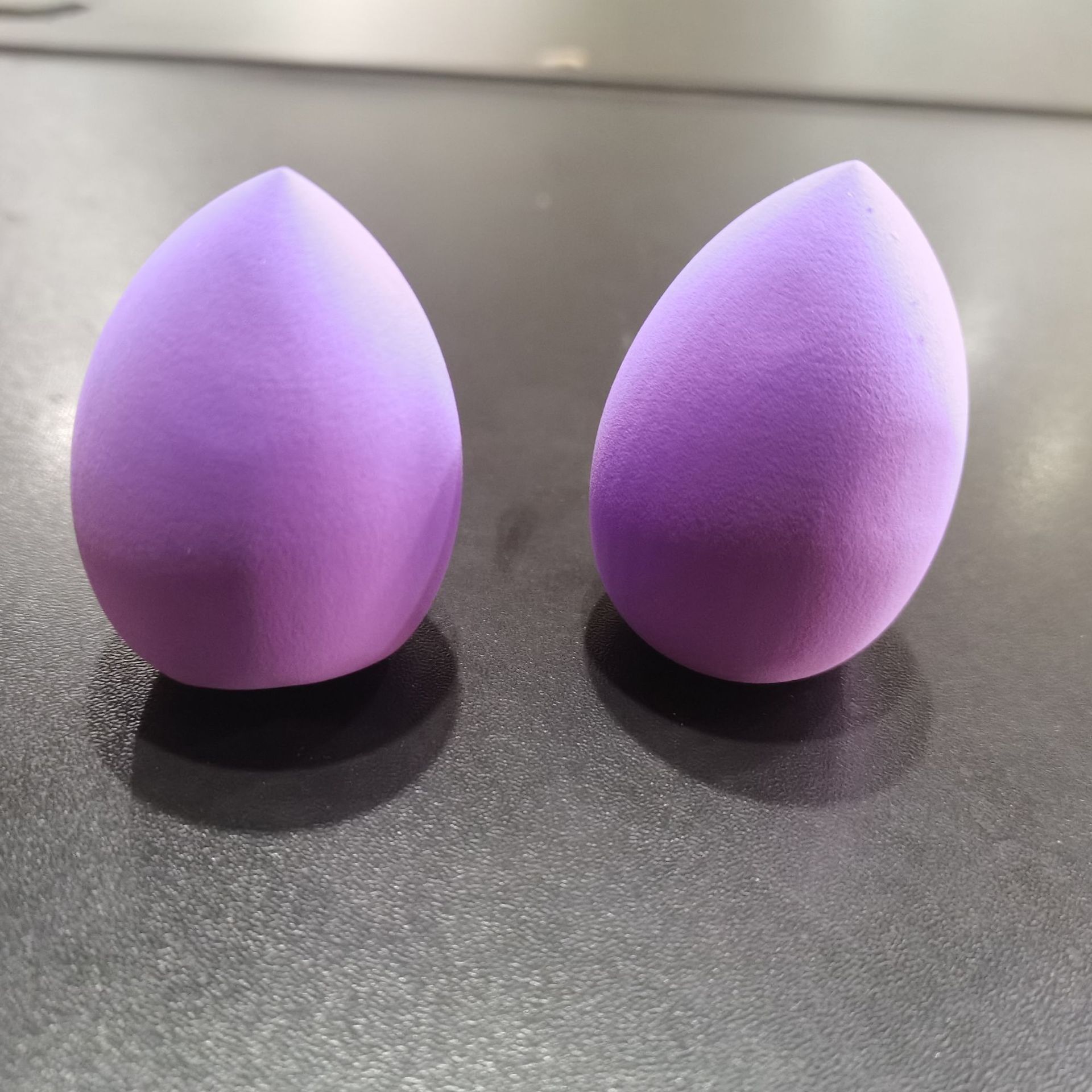 Huevo de belleza, maquillaje húmedo y seco, cojín de aire, esponja, soplo de polvo, no es fácil de comer, maquillaje en polvo, fabricantes de belleza transfronterizos al por mayor