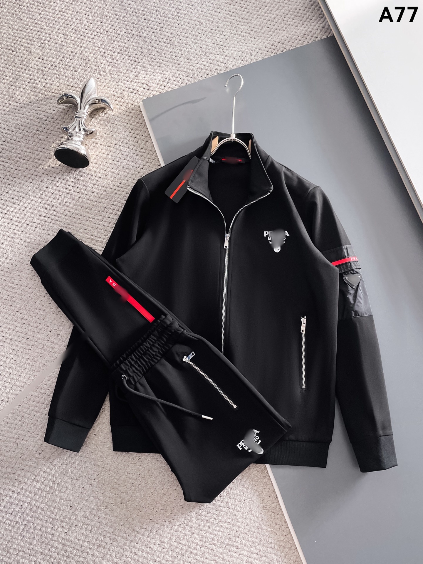 Black a77 / M