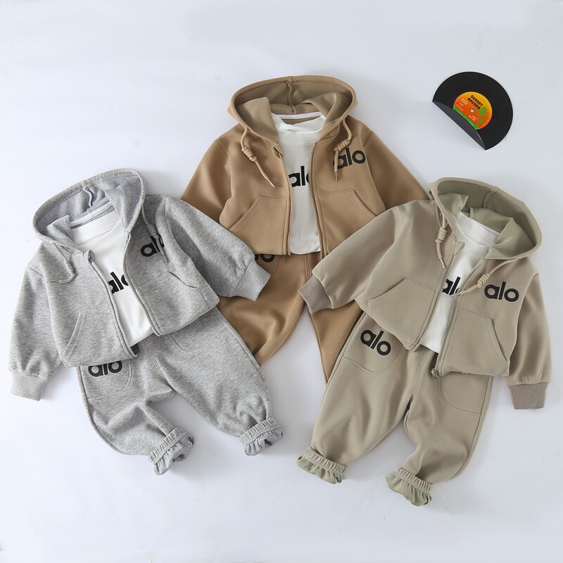 Boys' Spring Clothing, New Kidsren's Suits, Spring Baby Fashionable Spring & Fall Jackets, Small and Medium-Sized Kidsren's Sports Sets Boys' Spring Clothing, New Kidsren's Suits, Spring Baby Fashionable Spring & Fall Jackets, Small and Medium-Sized Kidsren's Sports Sets