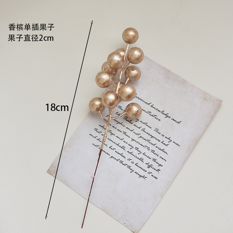 Rama de fruta dorada