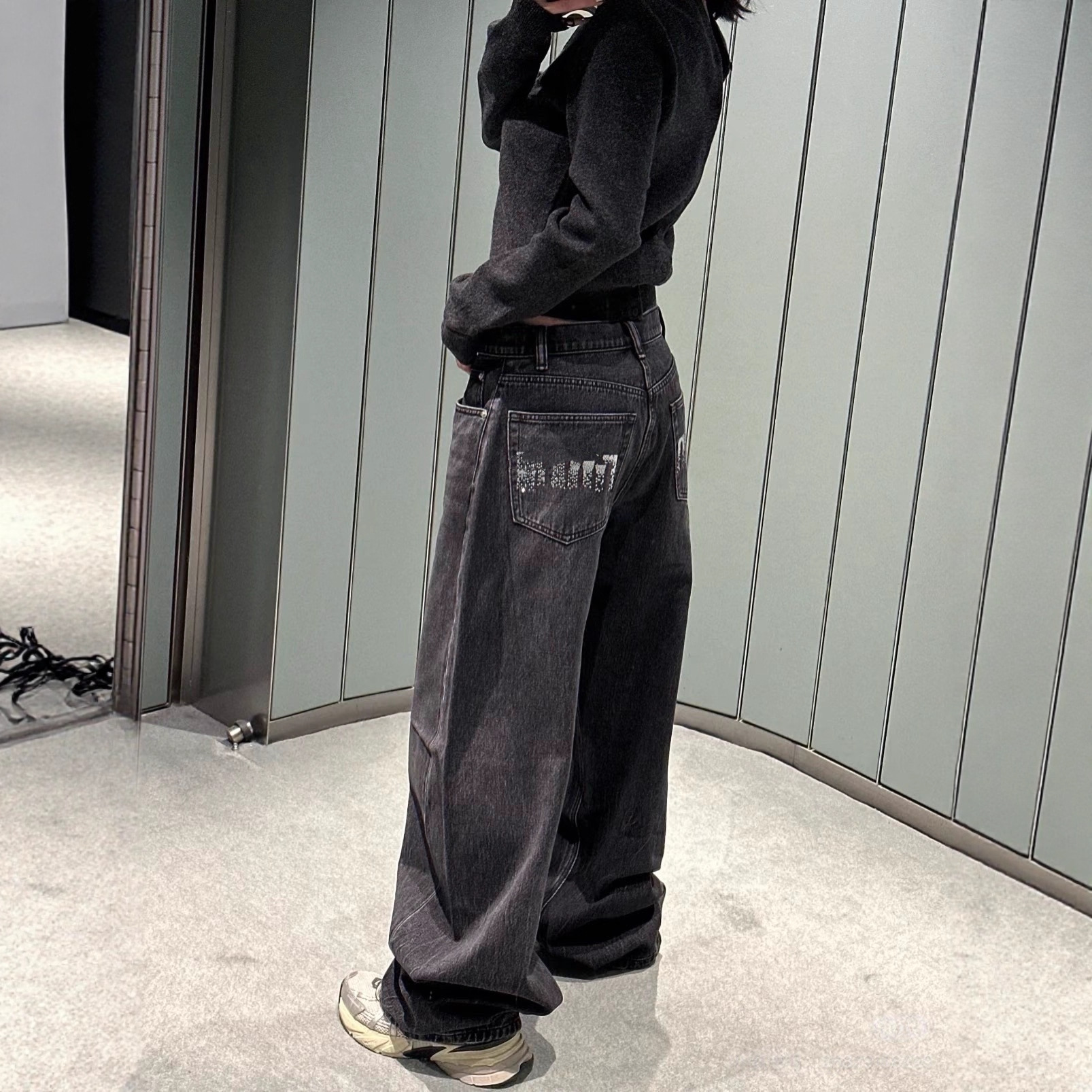 南油高端25新品大王重工正确字母钻高腰宽松显瘦阔腿双色牛仔长裤