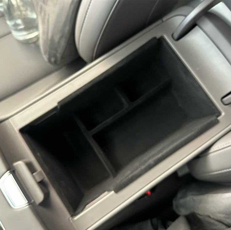 Suitable for 25 Models of Shangjie H5 Central Control Armrest Box Storage Box Saic H5 Storage Box Car Interior Supplies