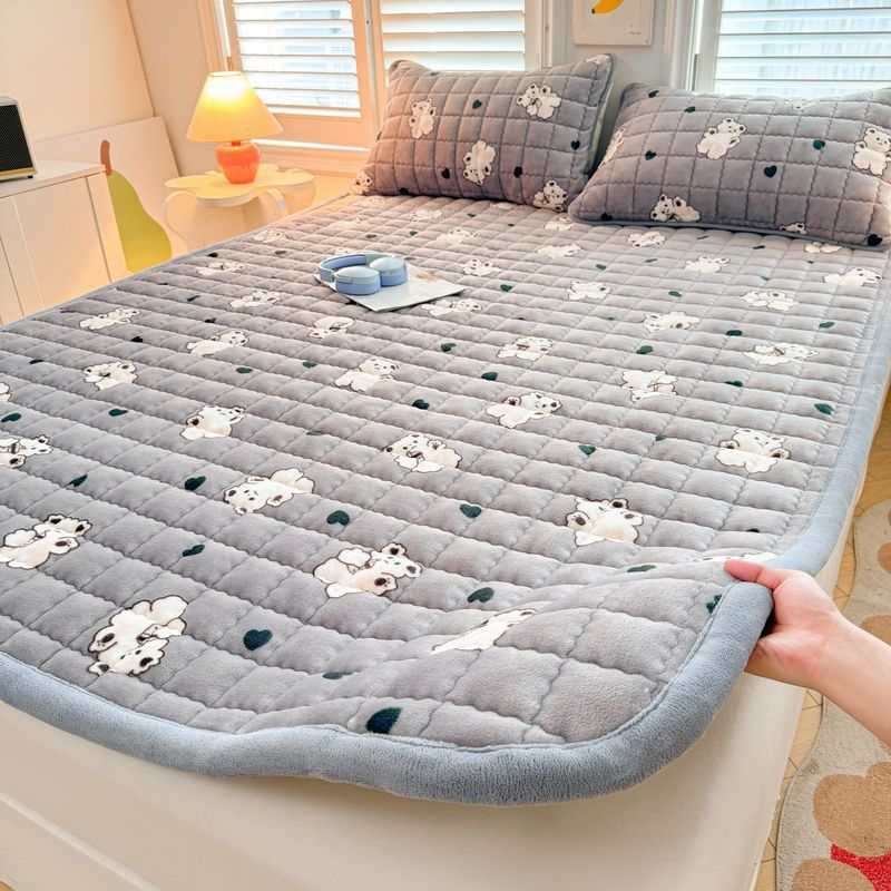 Crystal Edge - Cama Brown Bear