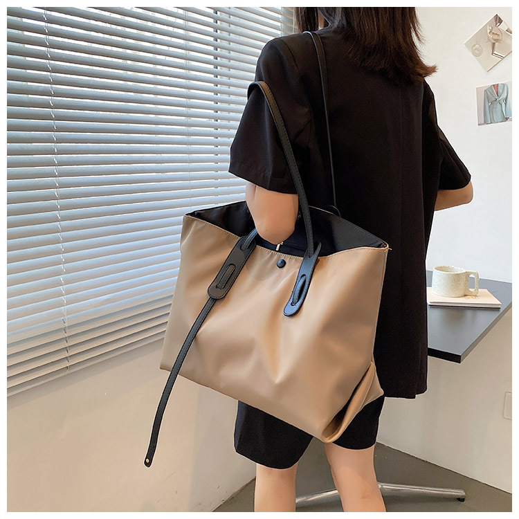 Women's Large Capacity Bag Women's New Fashion All-match Shoulder Tote Bag Casual Simple Oxford Cloth Handbag display picture 14