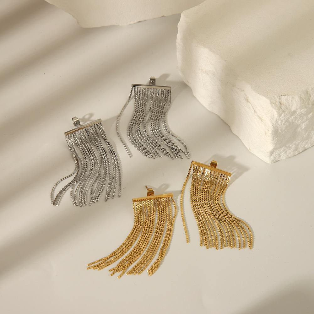 Estilo bohemio acero inoxidable oro real galvanoplastia de borde ancho borla atmósfera personalidad exagerada Pendientes para mujer Pendientes 18K