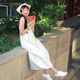 小清新薄荷奶绿吊带连衣裙女夏季时尚露腰抽绳边露背系带长裙子