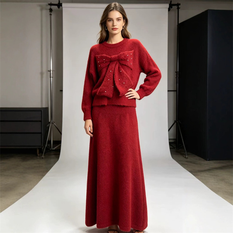 Lazy Style Design with Bowknot, Round Neck, Soft Long-Sleeved Sweater, Women's Loose Knitwear, Versatile Two-Piece Set Lazy Style Design with Bowknot, Round Neck, Soft Long-Sleeved Sweater, Women's Loose Knitwear, Versatile Two-Piece Set