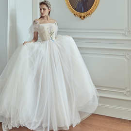 法式轻婚纱2026新款秋冬森系梦幻超仙简约结婚旅拍宫廷纱裙礼服