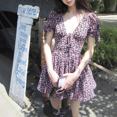 DreamyNerd 蔷薇之恋 碎花泡泡袖连衣裙女辣妹收腰显瘦V领a字短裙
