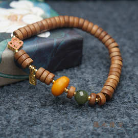 天然老山檀檀香雕刻件 蜜蜡扣子 和田玉 药片 原创设计款手串手链