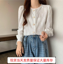 现货2022春季时尚花边蕾丝衫法式复古洋气百搭打底外穿长袖上衣女