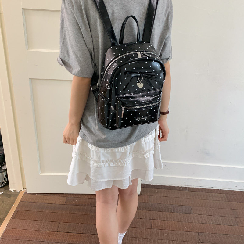 2026 Mochila de hombro exquisita ocio de gran capacidad bolso de hombro de mujer verano nuevo estilo de escuela