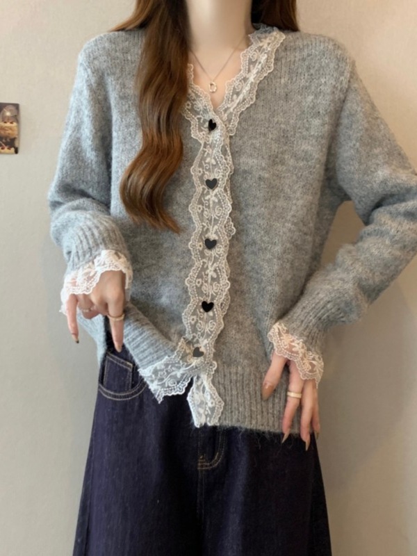 韩版宽松蕾丝拼接v领毛衣外套女秋季加厚别致氛围感软糯针织上衣|undefined