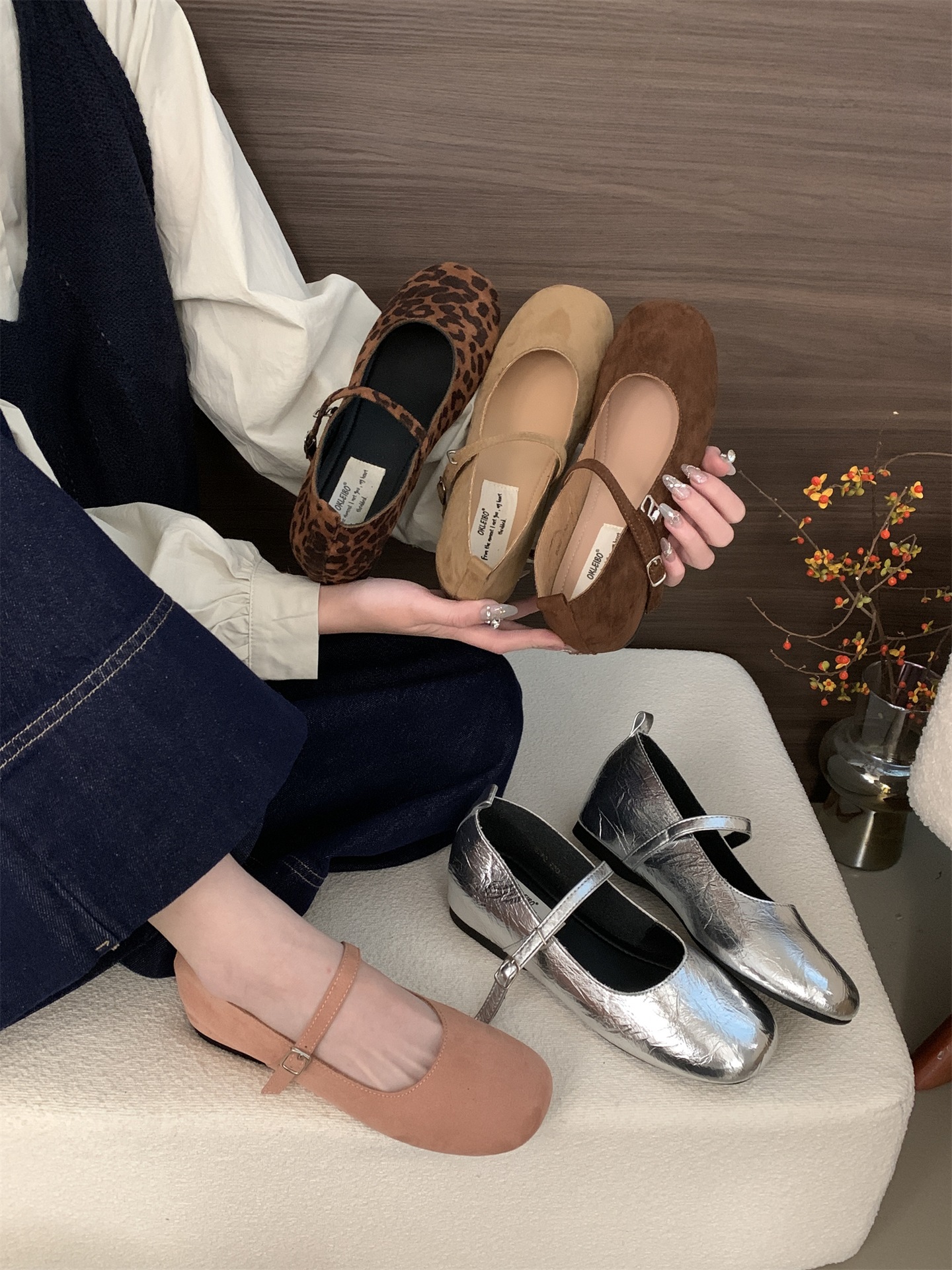 Petite Height Increasing French Style Silver Mary Jane Versatile One-Strap Soft Leather Single Women Shallow Mouth_vogvips.com