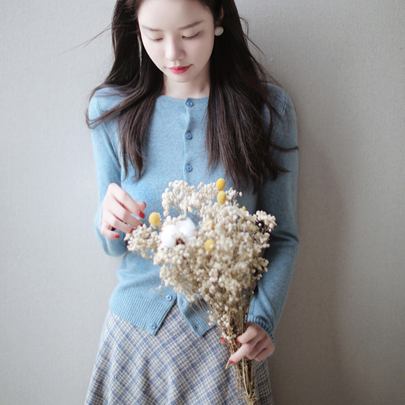 Woolen cardigan