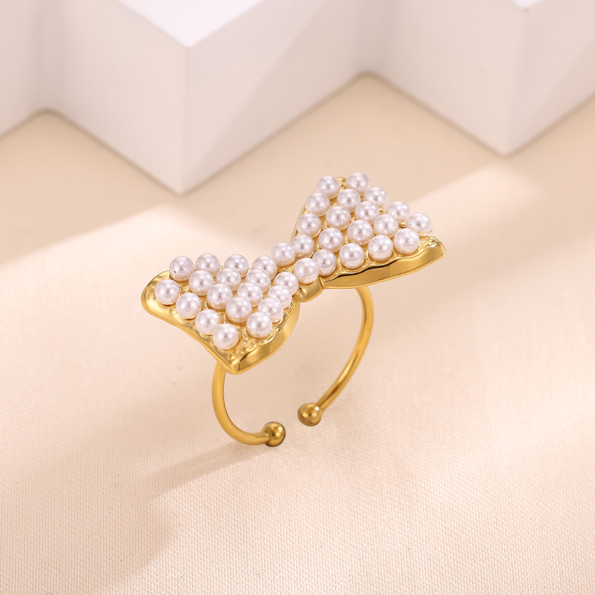 Sparkling Ring For Women Designer Jewelry For Romantic Dates_voghion.com