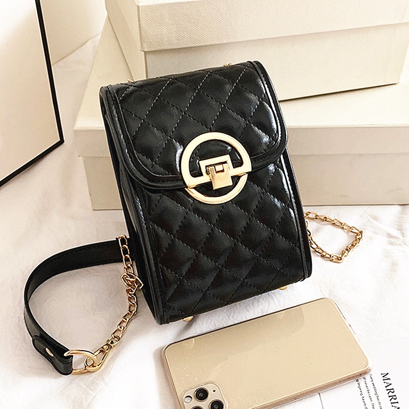 Baobaonv 2021 new pattern Diagonal The single shoulder bag fashion personality Female bag light Inclined shoulder bag Popular Quilted Mobile phone bag