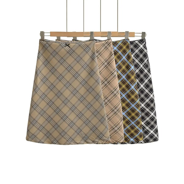 Retro long autumn demi-season fitted skirt with bow