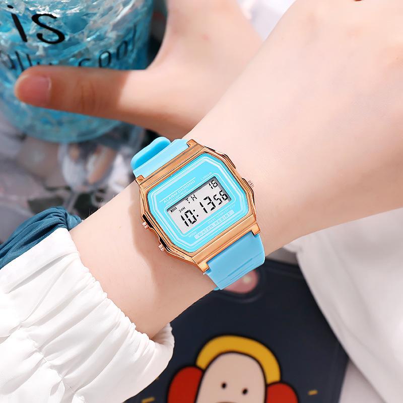 Comercio exterior Venta caliente de plástico galvanoplastia F91 reloj despertador reloj electrónico campus estudiante reloj de sincronización A10055 plástico azúcar