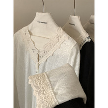 浪漫定格 法式V领蕾丝拼接提花长袖针织开衫女韩系温柔风上衣8333