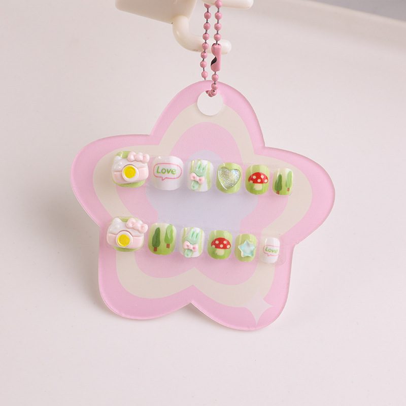 Caricatura infantil desmontable accesorios lindos tridimensionales manicure falsas dulces parches de uñas hechas a mano
