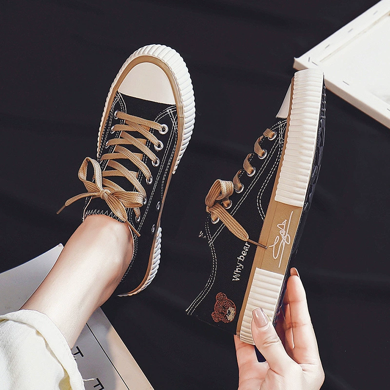 Кеды Little Bear для женщин, весна 2024, новая модель, вулканизированные кроссовки, корейский стиль, белые студенческие кеды на шнуровке, модные