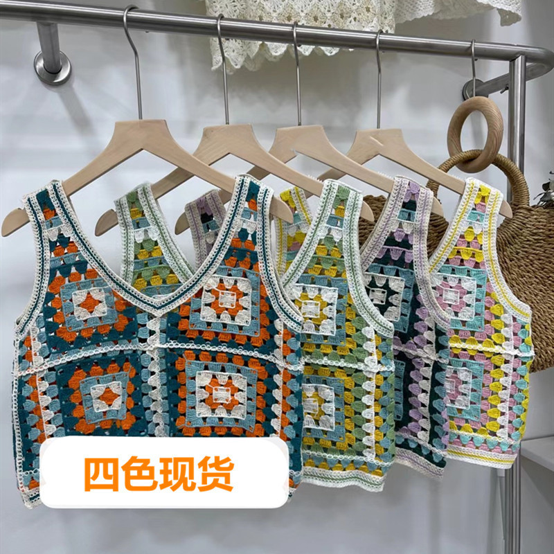 이른 가을 새로운 유럽과 미국 대비 색상 중공 니트 조끼 에스닉 스타일 자수 조끼 여성용 짧은 민소매 탑