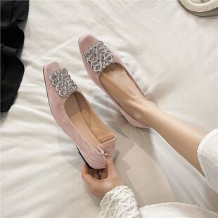 828-8 ��ʽ���|������Ƥ�\�چ�ЬŮ2026�¿���Ů�L��ȹ�Ӽ��^����