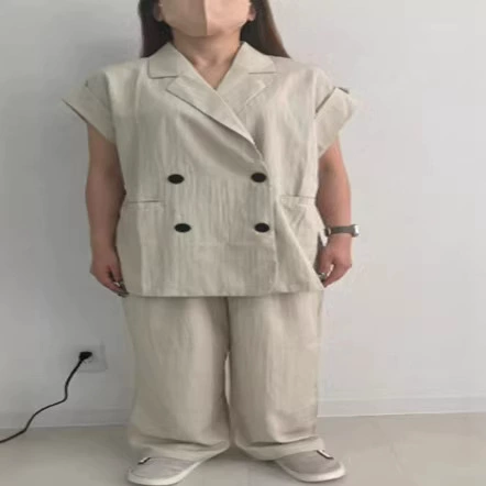 Реальные фото: Новинка лета 2026 – универсальный свободный двубортный блейзер в корейском стиле с коротким рукавом, больших размеров.