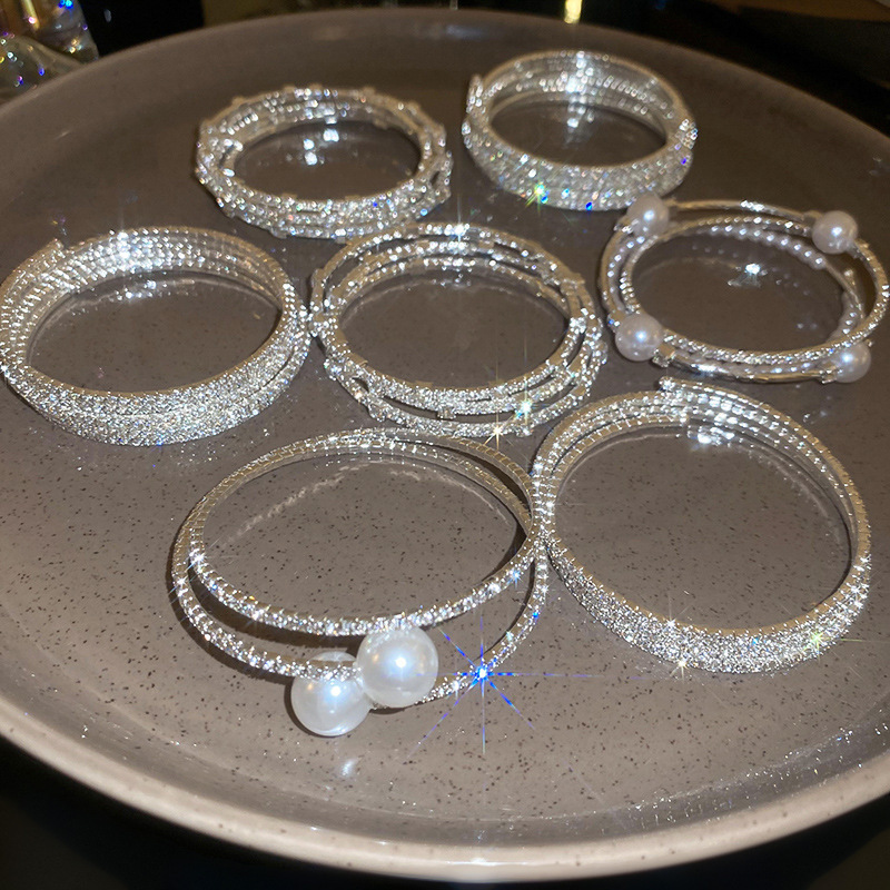 Cross-Border Super Shiny Geometric Pearl-Encrusted Diamond Bracelet, Fashionable, Exquisite, High-End Bracelet Design, Niche Hand Jewelry