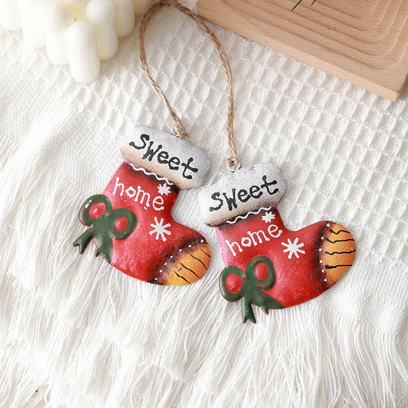 Navidad nórdica calcetines colgantes de hierro forjado hombre de nieve viejo colgantes de hierro forjado casa bolsa de regalo decoración del árbol de Navidad colgantes