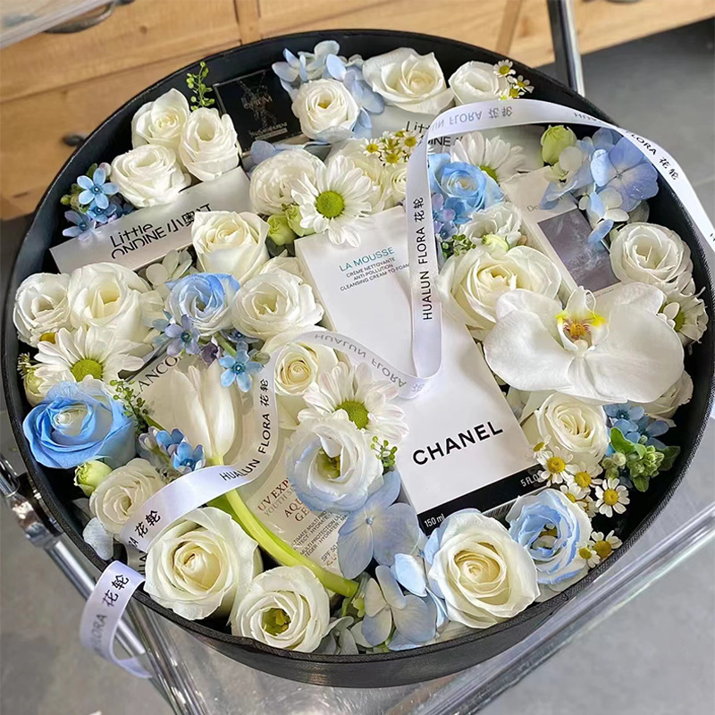 Preserved flower gift box round transparent fruit flower box rose bouquet birthday transparent box winter four-piece set wholesale