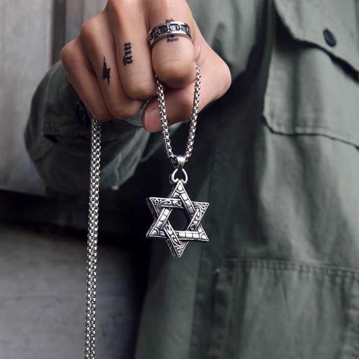 Six-pointed Star Necklace Men's Trendy Pendant Hip-hop Vintage Titanium Steel Accessories Distinctive T-shirt Pendant Long Internet Celebrity Woolen Chain