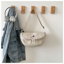 2025包包女高颜值单肩布包小众斜挎女包日系新款外出休闲化妆小包