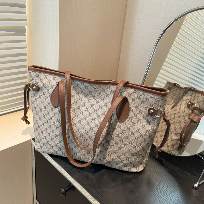 Bolso grande relajado para mujer 2025 nuevo bolso de hombro con estampado de moda de moda bolso de viaje de trabajo bolso de alta capacidad